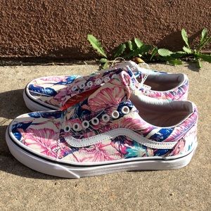 Vans size 8